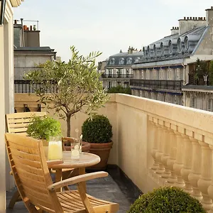 *** Hotel De L'arcade França